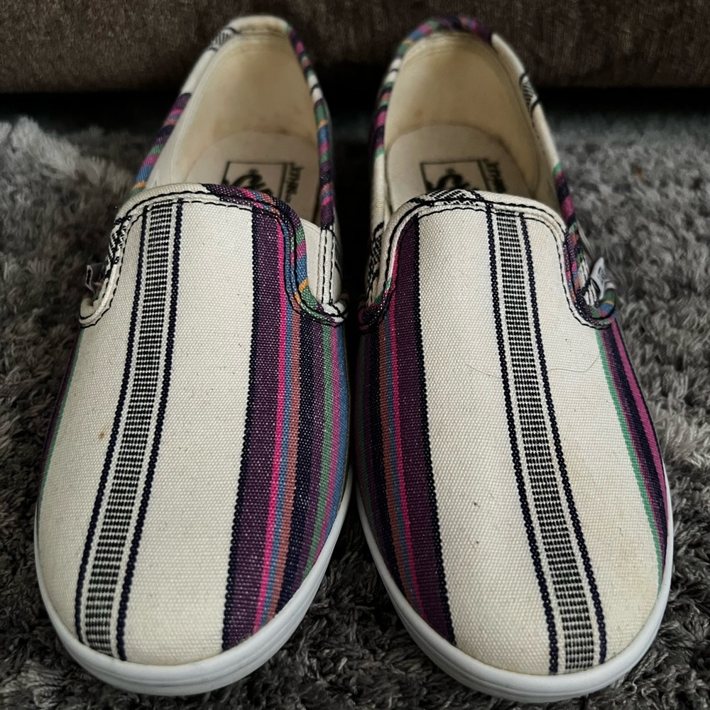 Vintage colored strip vans